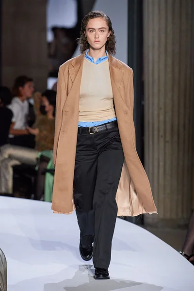 Look 31
